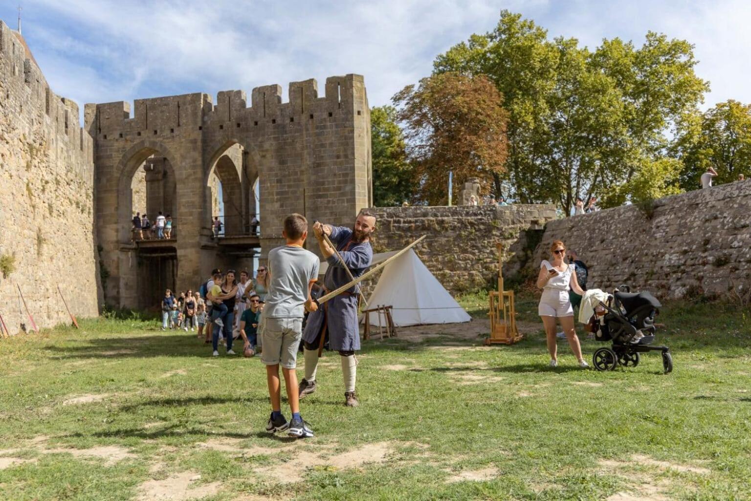 Tout Confort ! Ville, Climatisation, Parking, Wifi, Calme, Tv Carcassonne Exteriér fotografie