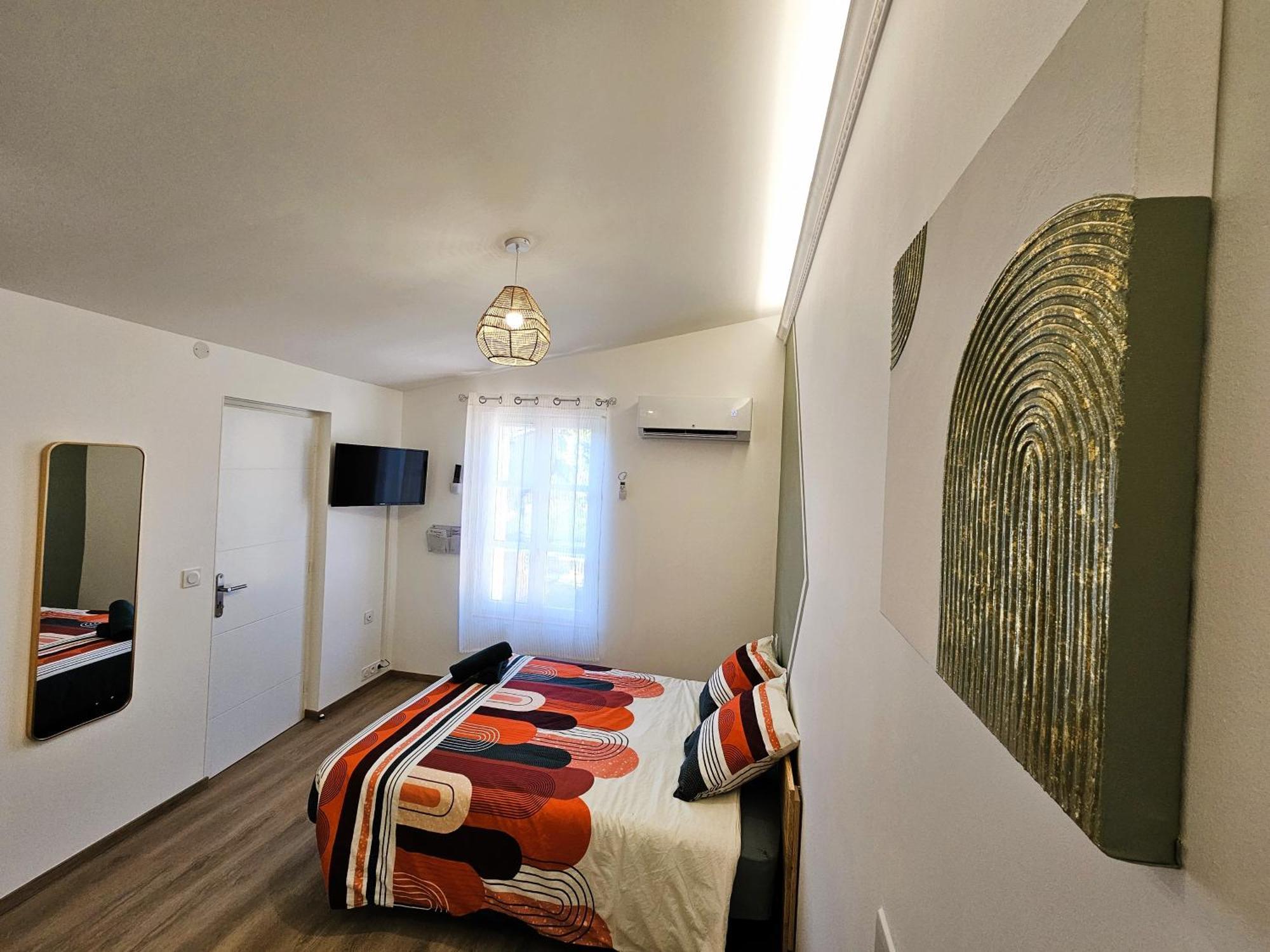 Tout Confort ! Ville, Climatisation, Parking, Wifi, Calme, Tv Carcassonne Exteriér fotografie